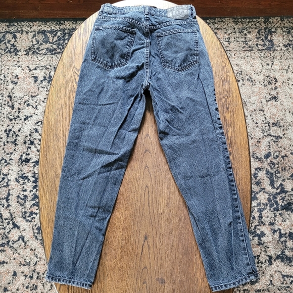 Zara Faded Black Distressed Hi-Rise Cropped Jeans Size Women's 4 - Picture 4 of 11